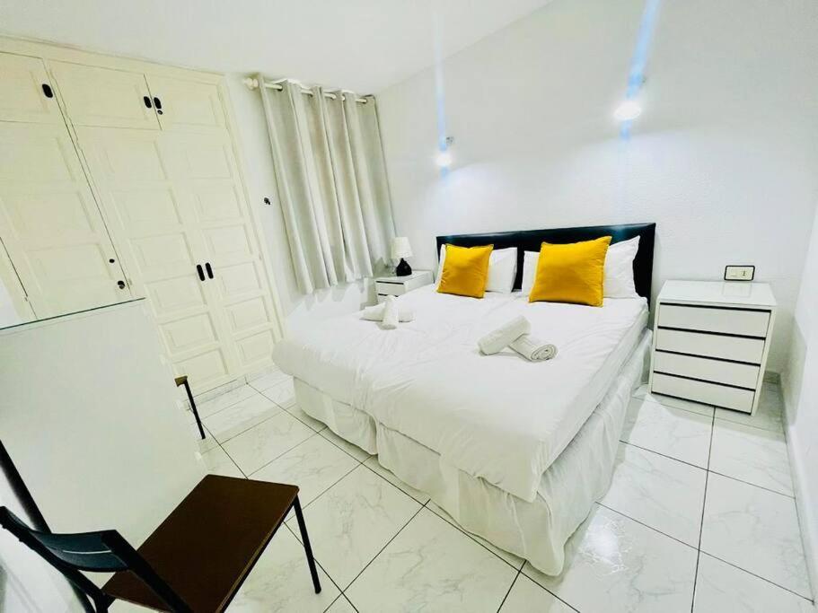 Comfy Home With Large Terrace Five Minutes From Ocean Los Cristianos  Eksteriør bilde